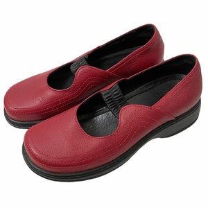 Dansko Elle Women's Red Pebble Leather Mary Jane Size 38 US 7.5 - 8 Portugal